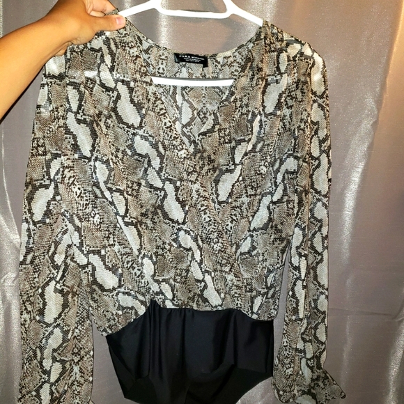 Small long sleeve bodysuit - Picture 1 of 3
